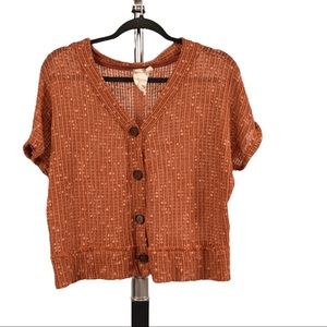 Blue Pepper Pulled thread short sleeve sweater size S